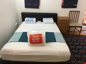 self-contained studio flat to let @ N8 9BE close to Hornsey zone 3 excellent location available now 