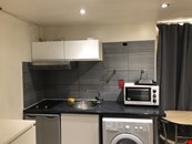 self-contained studio office 18QM to let @ E10 7DY all bills inclusive available now!!