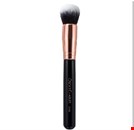 Foundation Makeup Brush Deal from Oscar Charles Beauty