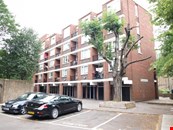 2 Bed Flat in Brady Street, London, E1