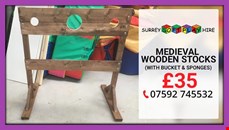 Medieval Wooden Stocks (with bucket & sponges)