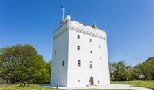 Mind blowing castle booking service in UK, Europe and other parts of the world